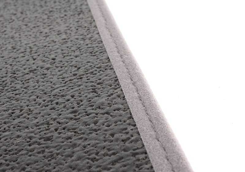 Carpets OEM 51478227527 pour BMW E46. BMW d'origine.