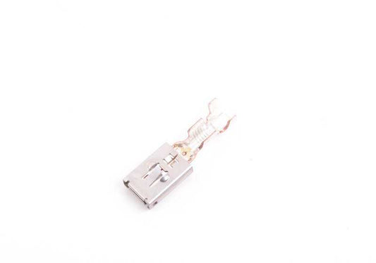 Conector LSK8 para BMW E87, E90, E91, E92, E93, F07, F10, F11, F18, F90, G30, G31, G38, F06, F12, F13, G32, F01, F02, F04, G12, G12, F39, F97, G01, G08, F98, G02, F15, F85, F95, G05, F16, F86, F96, G06, G29 (OEM 1252143649). BMW original