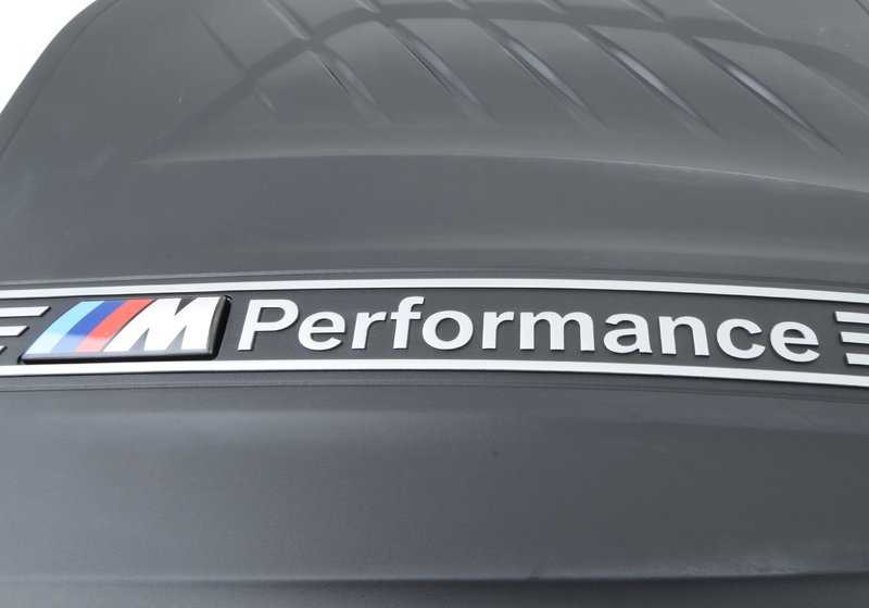 Cubierta para bobinas de encendido OEM 11127641556 para BMW F20, F21, F22, F23, F30, F31, F34, F32, F33, F36. Original BMW.