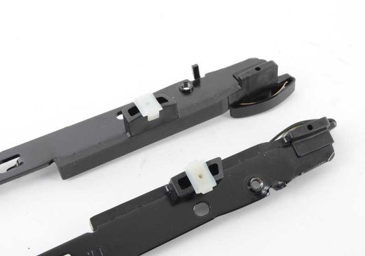 Slider anteriore OEM 54107306685 per BMW Serie 5 E61 e X5 E53. BMW originale.