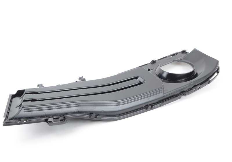 Rejilla cerrada derecha OEM 51117396858 para BMW F30, F31. Original BMW.