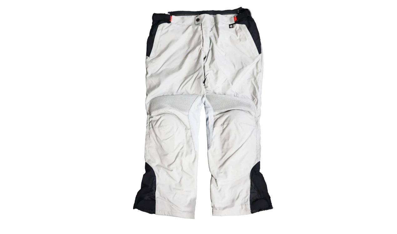 Pantalón GS Dry gris/negro talla 60 OEM 76118541307 para BMW Motorrad. Original BMW Motorrad.