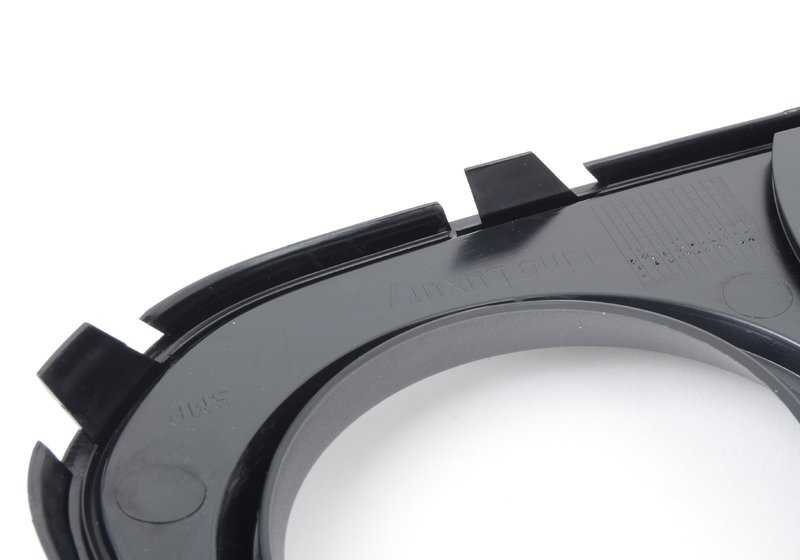 Rejilla abierta parcialmente derecha OEM 51117309622 para BMW Serie 4 F32, F33, F36 Gran Coupé. Original BMW.