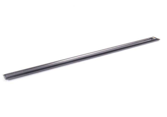 Moldura lateral puerta delantera derecha OEM 51131871696 para BMW E28. Original BMW.