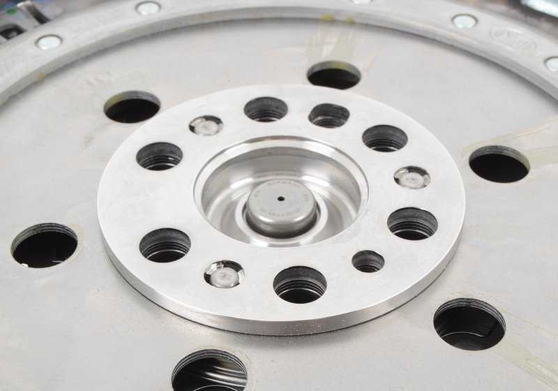 Bimasa Flyer OEM 21207638307 pour BMW F30, F32, F36, E84, F25. BMW d'origine.