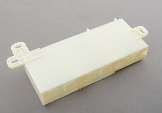 Soporte trasero maletero OEM 61359195794 para BMW F07, F10, F11, F18, F06, F12, F13, F01, F02. Original BMW.