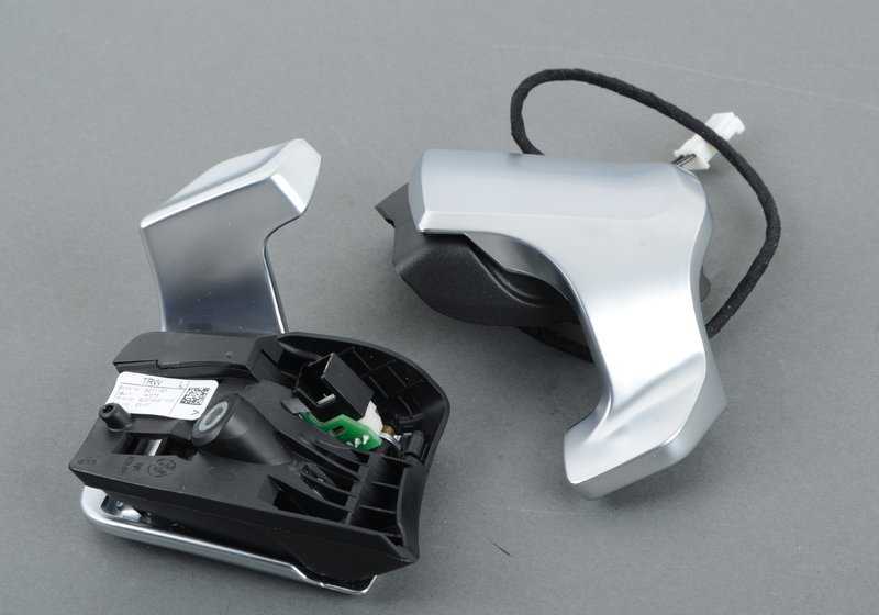 Levas de cambio OEM 32306795939 para BMW E89. Original BMW.