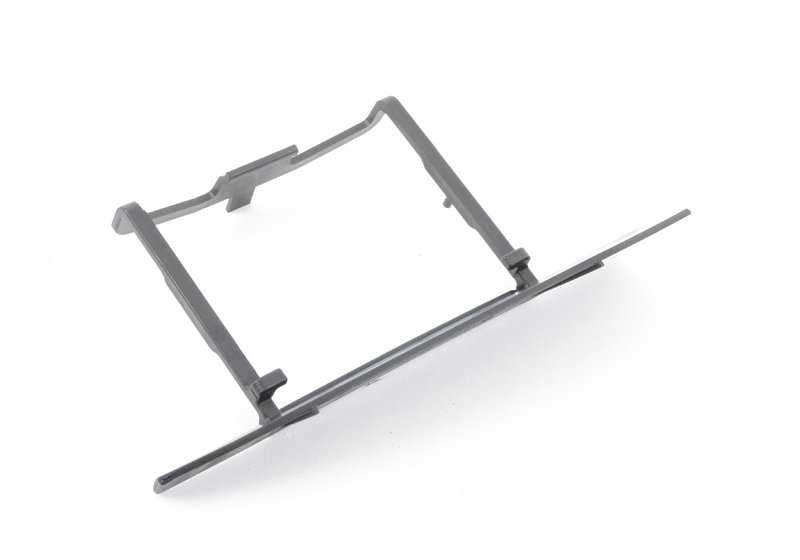 Protector térmico izquierdo OEM 66326794270 para BMW F30, F31, F80, F82. Original BMW.