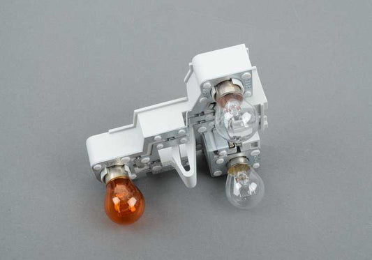 Portalámparas derecho intermitente blanco OEM 63216928382 para BMW E46. Original BMW.