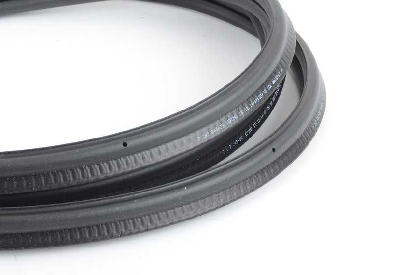 Junta de estanqueidad portón trasero OEM 51767147043 para BMW E91. Original BMW.