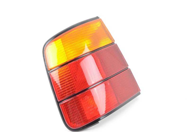 Piloto trasero izquierdo OEM 63211389011 para BMW E34. Original BMW.