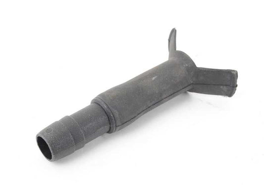 Adaptador de manguera de drenaje de agua delantero para BMW Serie 5 E61, E61N, X5 E70, E70N (OEM 54137130996). Original BMW.