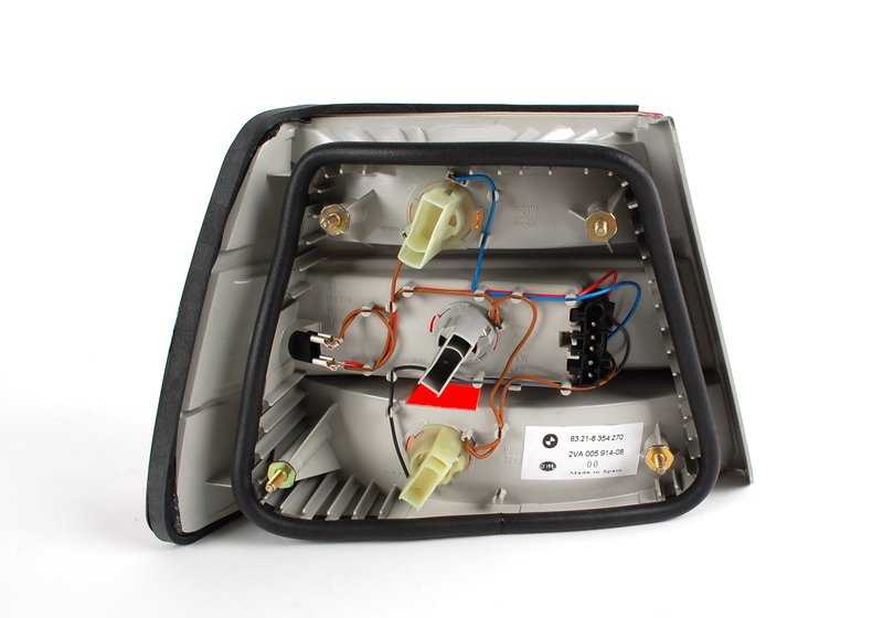 Piloto trasero lateral derecho para BMW E31 (OEM 63218354270). Original BMW