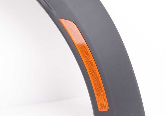 Embellecedor paso de rueda delantero derecho OEM 51777387890 para MINI F56 (todos los Cooper y Cooper S, incluidos JCW) y F57 (todos los Cooper y Cooper S, incluidos JCW). Original MINI.