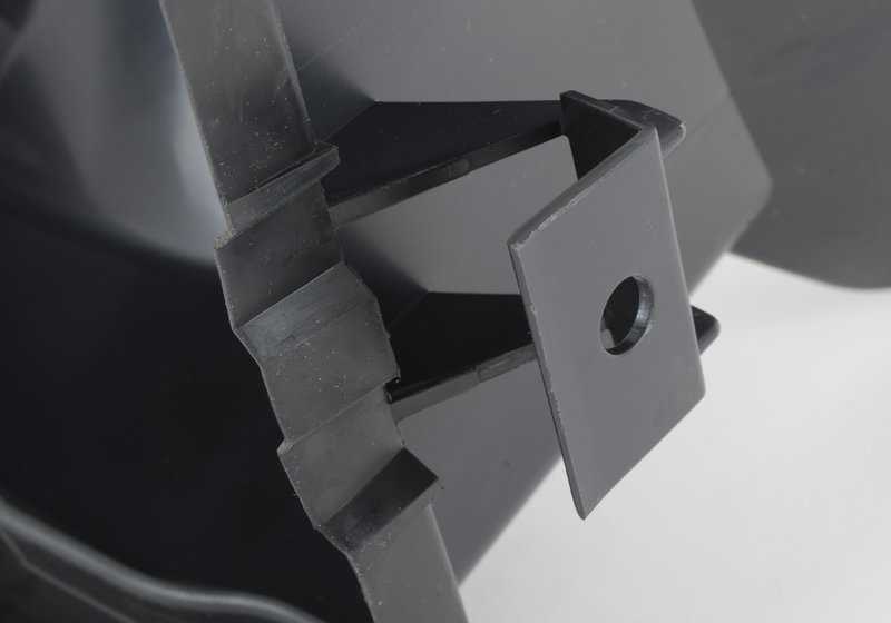 Conducto de aire derecho OEM 51747290614 para BMW F32, F32N, F33, F33N, F36, F36N. Guía de aire para radiador lateral. Original BMW.