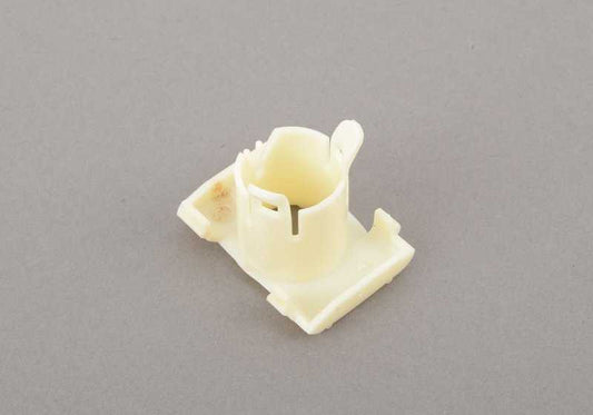 Support PDC intérieur gauche OEM 51117008391 pour BMW Série 5 E39 (520d, 520i) et plus. Véritable BMW.