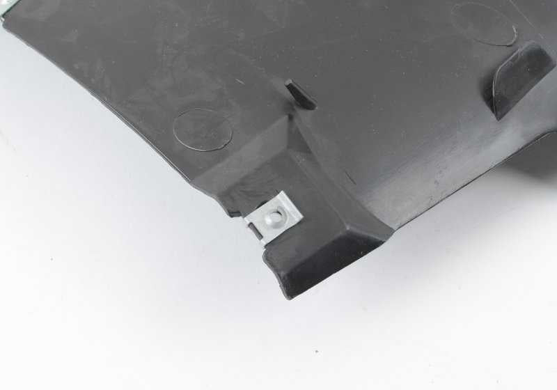 Cubrecárter inferior izquierdo OEM 51717008691 para BMW E39. Original BMW.