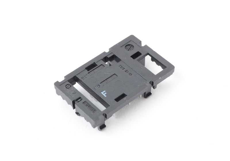 IDC connector with resistance OEM 61136901709 for BMW E65, E66. Original BMW piece. Ideal to repair electrical wiring with integrated 120 OHM resistance and 3 pins connector.