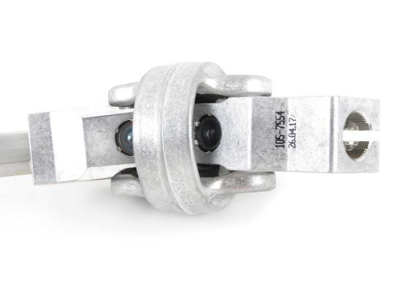 Árbol de dirección inferior con rótula doble OEM 32306787334 para BMW X3 F25 y BMW X4 F26. Repuesto original BMW.