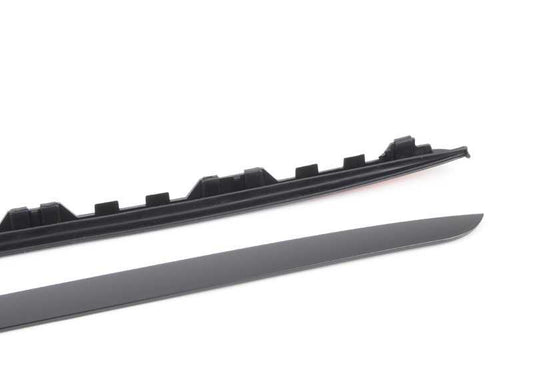 Faixa de proteção contra chuva do lado esquerdo preparada para BMW X5 F15, F85 (OEM 51317387917). BMW original