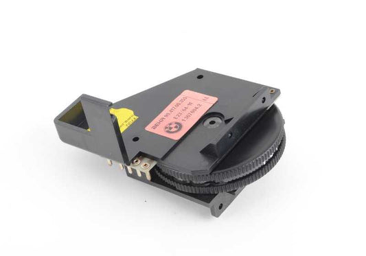 Chave do ventilador OEM 64111367604 para BMW E12, E21, E23, E24, E28. BMW original.