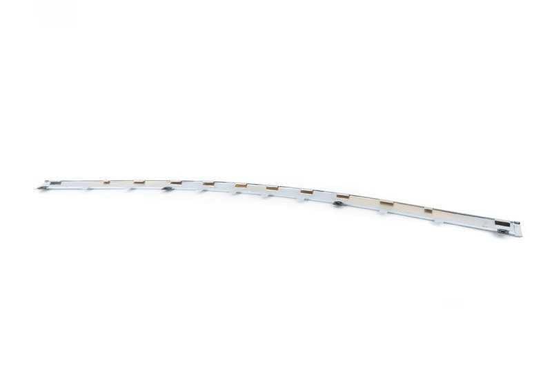 Embels centrali del paraurti anteriore OEM 51111908066 per la serie BMW 7 E32. BMW di riserva originale.