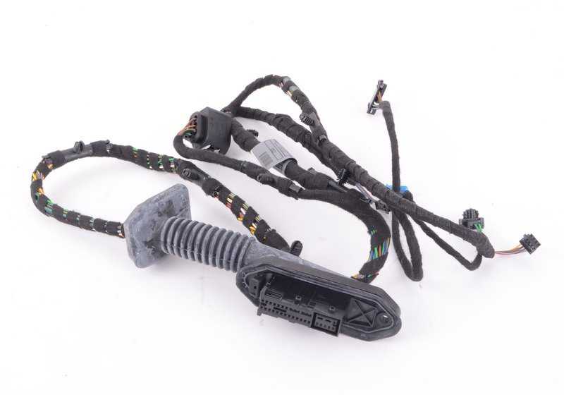 Cableado puerta trasera OEM 61123413143 para BMW E83 (X3). Original BMW.
