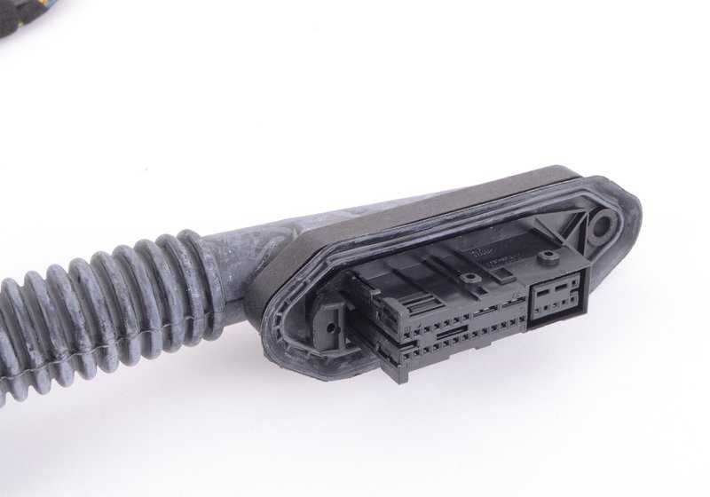 Cableado puerta trasera OEM 61123413143 para BMW E83 (X3). Original BMW.