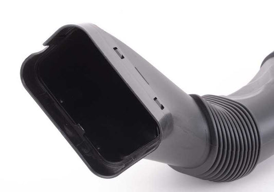 Conducto de aire OEM 13717582310 para BMW F07, F10, F11, F06, F12, F13, F01, F02. Compatible con motores N55 en versiones 535i, 535Li y xDrive. Original BMW.