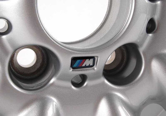 Jante de liga leve M V-Speiche 72 para BMW Série 3 E46 (OEM 36112229145). BMW genuíno