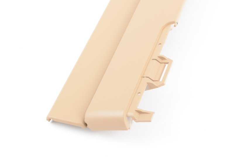 Cubierta izquierda color beige arena OEM 52208197109 para BMW Serie 7 E38 (725tds, 728i) con asiento trasero eléctrico. Modelos compatibles: E38 GE01, GE91, GE11, GE21, GE22, GE31, GE41, GE42, LGH21, LGH41. Original BMW.