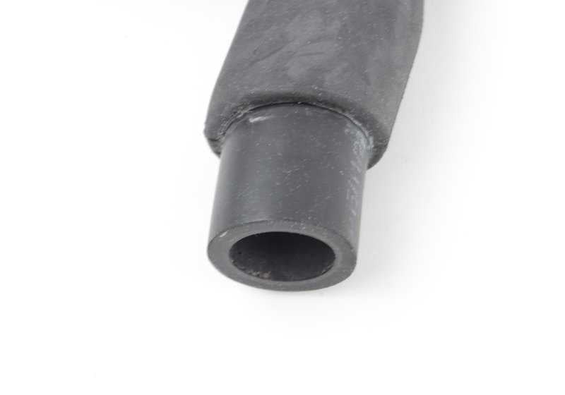 Tubo de ventilación derecho para BMW E65, E66 (OEM 11157525117). Original BMW.