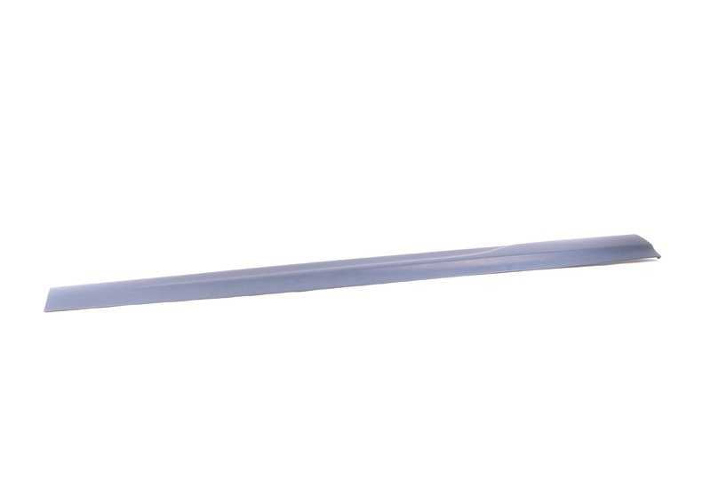 Moldura lateral derecha imprimada OEM 51712693226 para BMW E46. Original BMW.