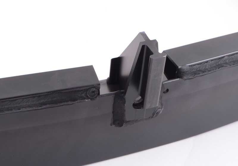 Soporte delantero del parachoques OEM 51117223635 para BMW Z4 E89 (sDrive18i, sDrive20i, sDrive23i). Compatible con modelos producidos entre 2009 y 2016. Original BMW.
