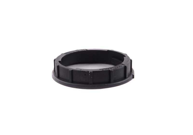 Anillo de seguridad OEM 12521718127 para BMW E30, E34, Z1. Compatible con modelos como 320i, 325i. Repuesto original BMW para fijación en sistemas eléctricos y de inyección.