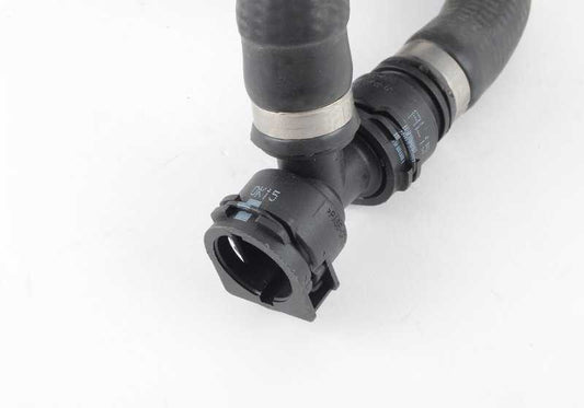Manguera de refrigerante OEM 17122284290 para BMW F10, F06, F12, F13. Original BMW.