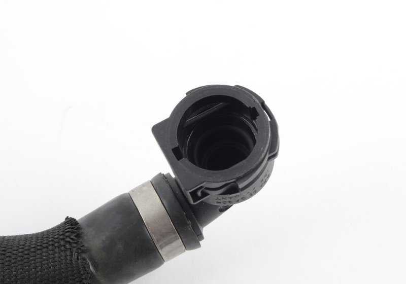 Manguera de refrigerante OEM 17122284290 para BMW F10, F06, F12, F13. Original BMW.