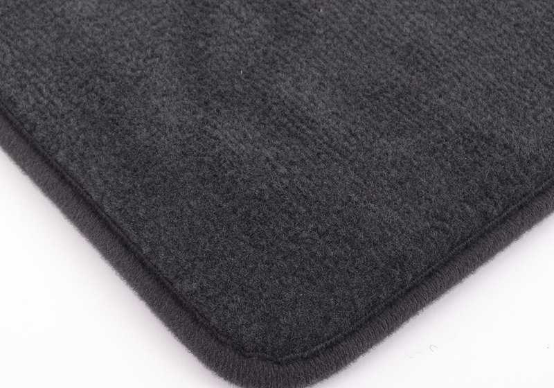 Alfombrilla de terciopelo lado conductor OEM 51477230451 para BMW F10, F10N, F11, F11N, F18N. Color antracita. Original BMW.
