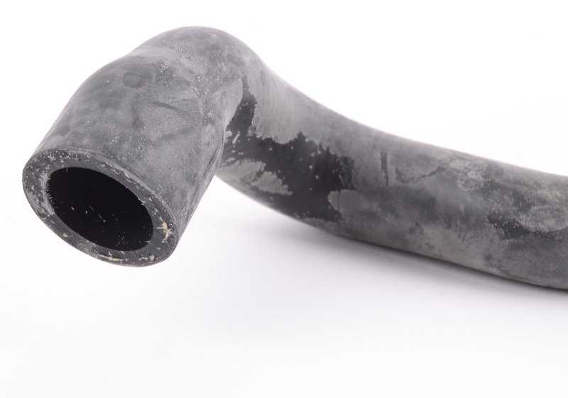 Tubo calefacción lado izquierdo OEM 64218390607 para BMW E31 840i y 840Ci (M60 y M62, manual y automático). Conecta válvula agua con radiador calefacción. Original BMW.