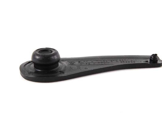 Placa de protección delantera derecha OEM 51777166872 para BMW E90, E91. Original BMW.