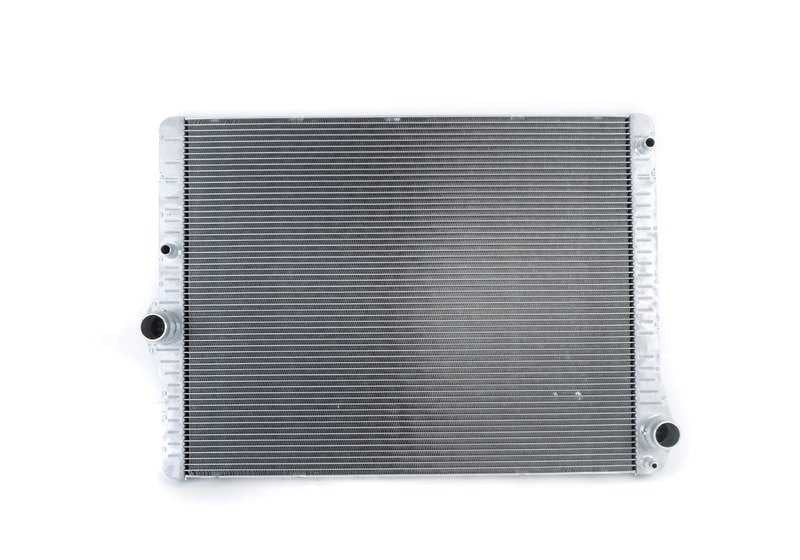 Radiador de refrigerante OEM 17118669004 para BMW F07, F07N, F10, F10N, F11, F11N, F06, F06N, F12, F12N, F13, F13N. Original BMW.