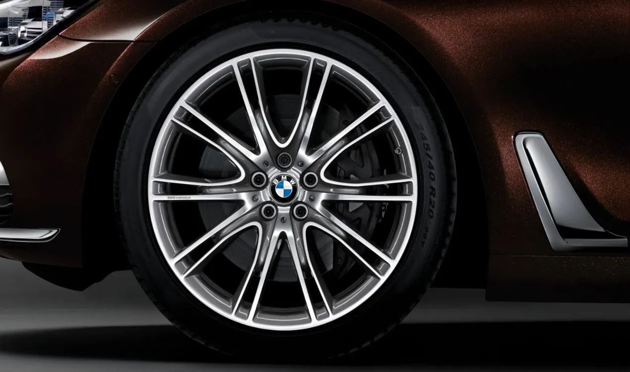V-Spoke Alloy Wheel 649i for BMW 7 Series G11, G11N, G12, G12N (OEM 36117850584). Genuine BMW