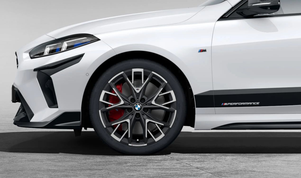 Llanta de invierno completa M Performance Y-Spoke 979 OEM 36115B4E924 para BMW F70, E28. Original BMW.