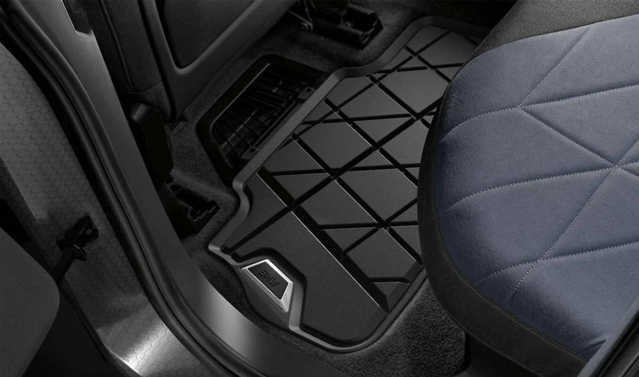 Alfombrillas de goma originales OEM 51475A20D39 para BMW iX (I20) xDrive 40, 50 y M60 (años 2021-2025). Juego trasero. Resistentes al agua, antideslizantes y a medida. Original BMW.