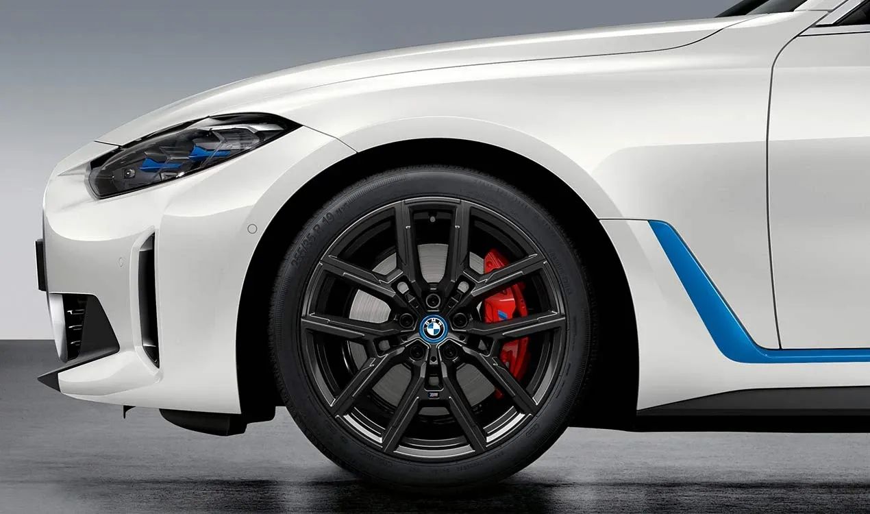 Neumático de invierno completo M Y-Speiche 859 para BMW G26 (OEM 36115A66140). Original BMW
