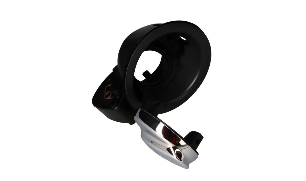 Tapa de gasolina cromada OEM 51170419864 para MINI R55 Cooper. Sustituye la tapa del depósito por una versión en cromo. Compatible con R55 Cooper (2007–2014). Original MINI.