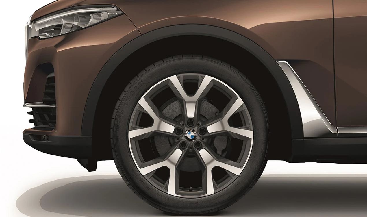 Llanta de aleación diseño Y-Spoke 752 21" OEM 36116885141 para BMW X7 G07, G07N. Acabado bicolor orbit grey brillante. Para eje delantero o trasero. Original BMW.