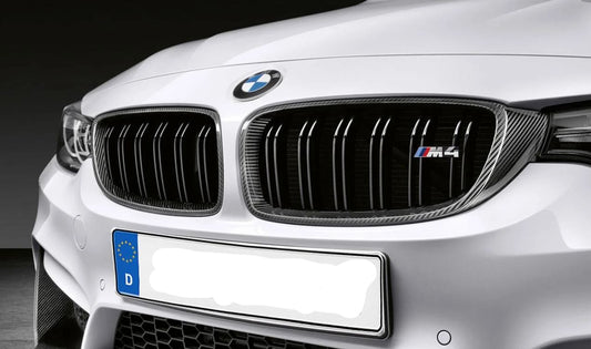OEM 51712456325 Decorativa de carbono à direita para BMW F82, F82N, F83, F83N. Melhoria estética de esportes com o logotipo M4. BMW original.
