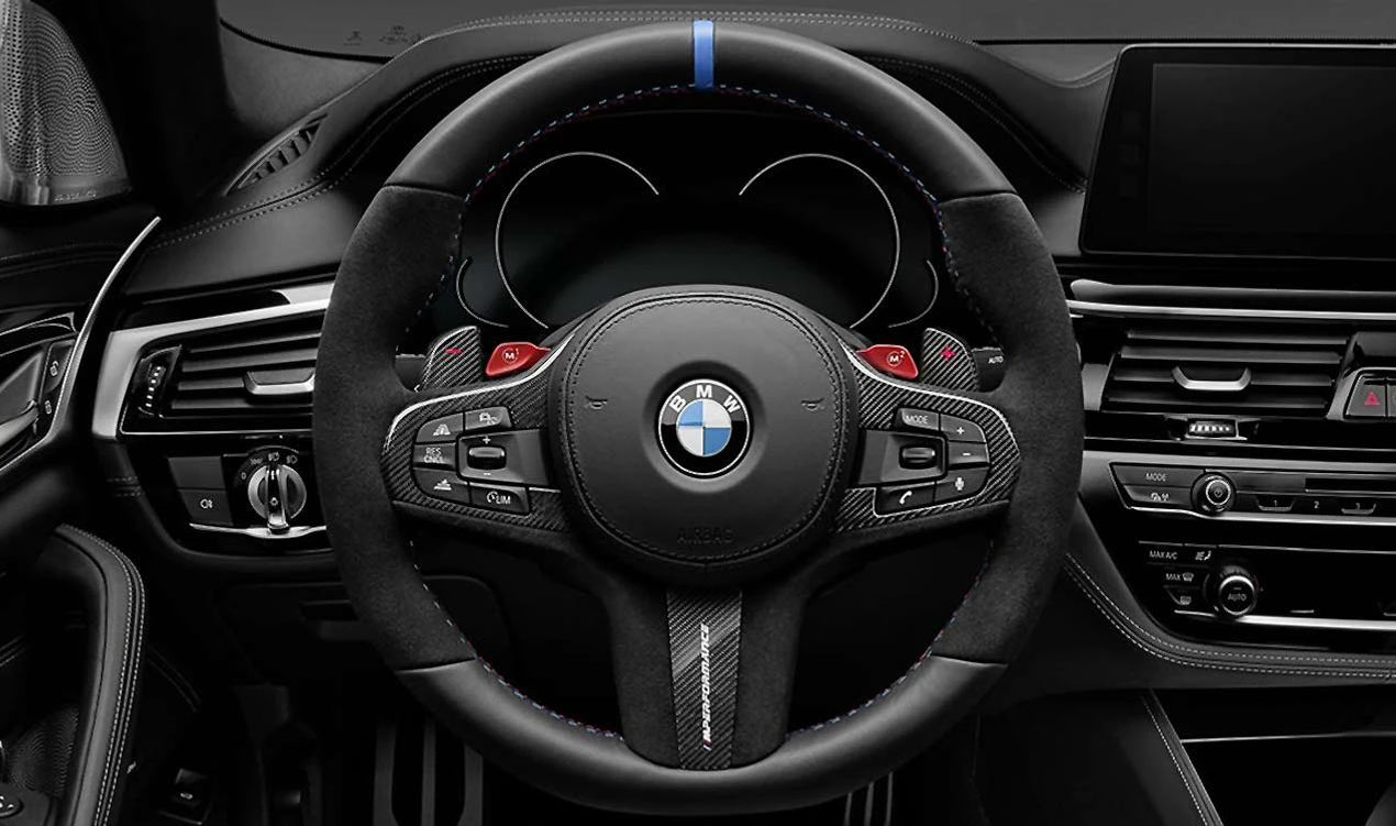 Volante M Performance Pro OEM 32302462901 para BMW F90 M5 y M5 CS, F91 M8, F92 M8, F93 M8 Competition. Acabado en Alcántara y carbono con levas en carbono. Original BMW.