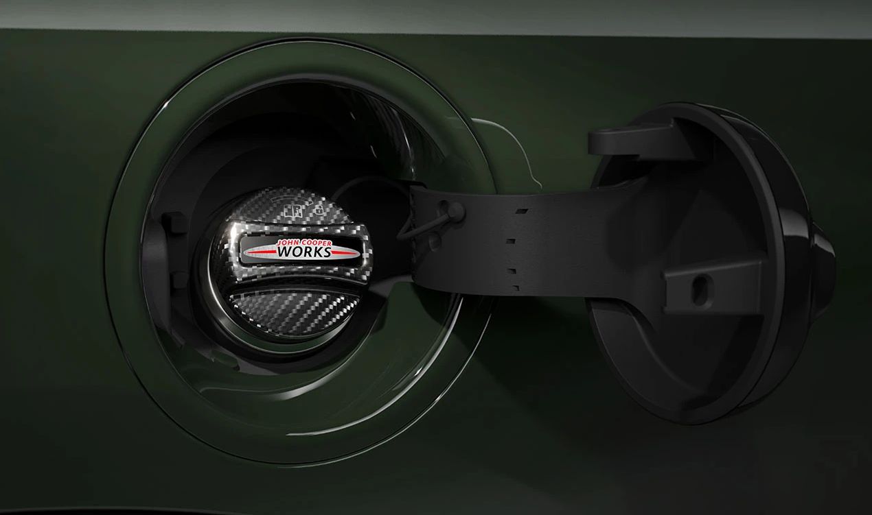 John Cooper Works Carbon-Tankdeckel OEM 16115A7AD86 für MINI R56, F56, Clubman R55, Cabrio R57, Countryman R60, Paceman R61... und mehr. Originaler MINI.